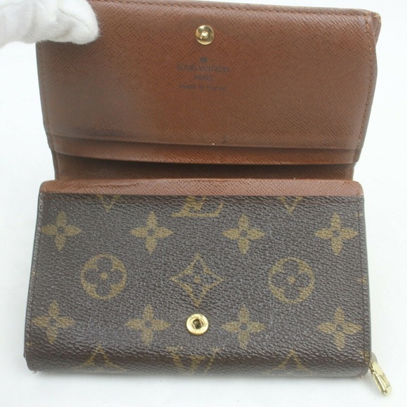 Louis Vuitton Monogram Wallet - Picture 4 of 8